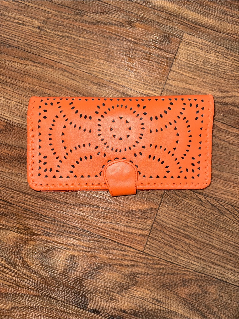 Cleobella Mexicana Leather Cut-out Wallet